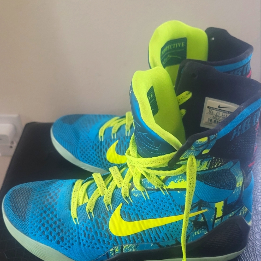 Kobe 9 Elite Perspective SZ 10.5